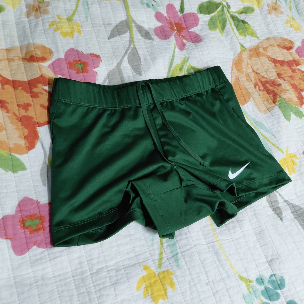 Nike Green Dri-FIT Athletic .(#B26) - Picture 1 of 6